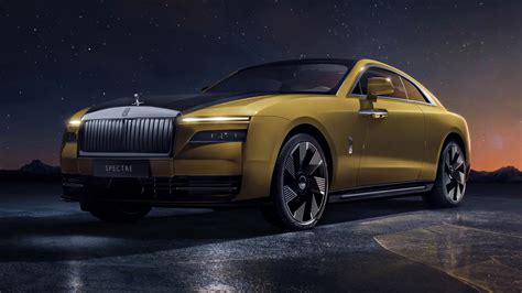 Rolls-Royce Spectre 2023: Specs, Features, Photos