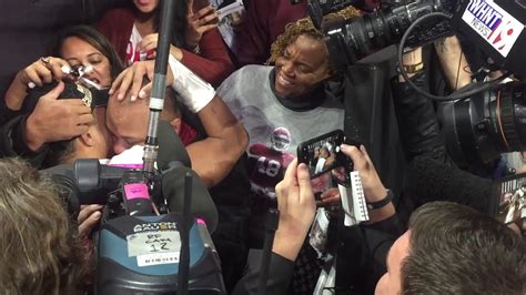 Tua Tagovailoa celebrates with his parents after winning national ...