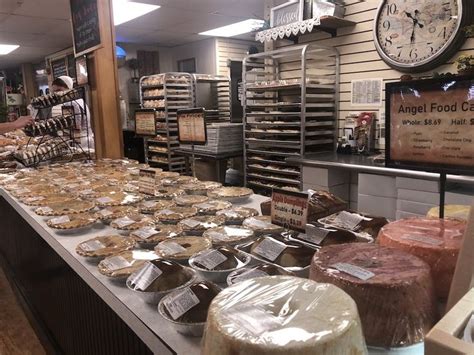 7 Best Amish Bakeries Near Lancaster, PA | Amish bakery, Bakery, Lancaster