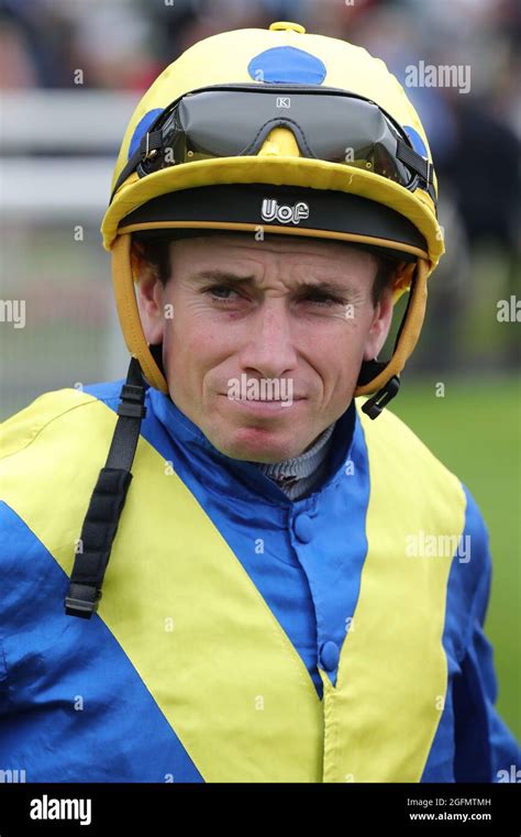 Jockey ryan moore hi-res stock photography and images - Alamy