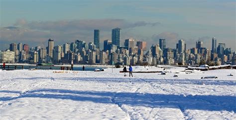 Metro Vancouver Issued Storm Warning With Up To 15 Cm Of Snowfall