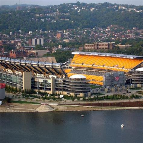 Heinz Field > Pittsburgh Steelers | @michaelimarler | MrOwl