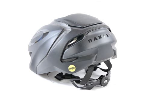 FIRST LOOK: Oakley CYCLING HELMETS - Road Bike Action