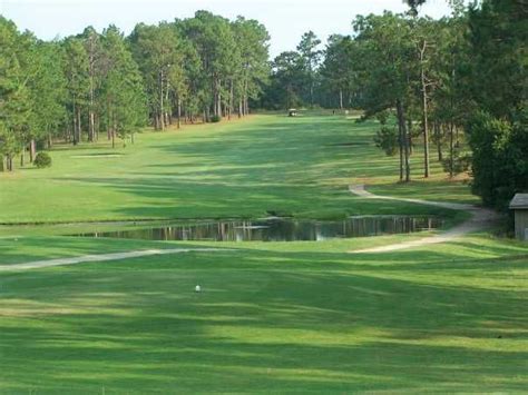 Pine Knolls Golf Club, Kernersville, North Carolina - Golf course information and reviews.