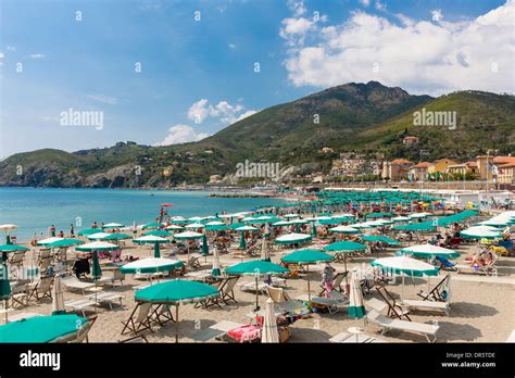 Italy, Liguria, La Spezia, Cinque Terre, Levanto, beach Stock Photo: 65897146 - Alamy