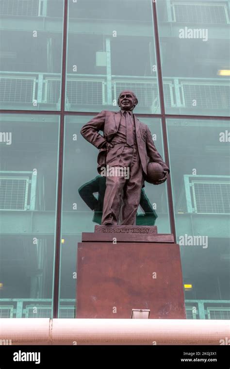 Sir Matt Busby statue at Manchester United's Old Trafford stadium ...