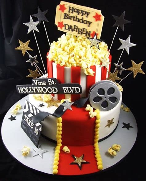 Loving some of the elements of this cake! | Themed cakes, Movie cakes ...