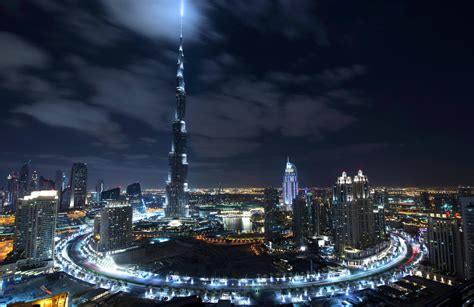 Download Night Sky Of Busy Dubai 4K Wallpaper | Wallpapers.com