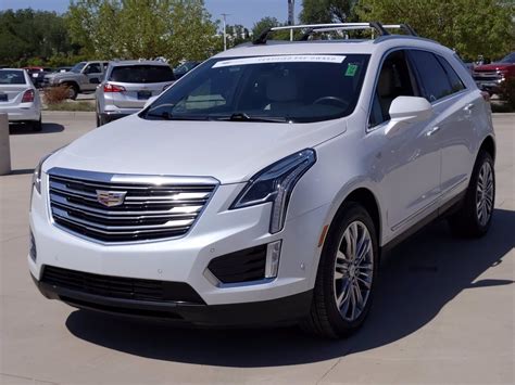 Pre-Owned 2017 Cadillac XT5 Premium Luxury AWD AWD SUV