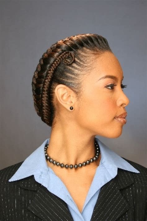 LAYERED HAIRSTYLES: GREAT AND BEAUTIFUL: CRWON BRAID HAIRSTYLES BEST FORMALLY AND CASUALLY