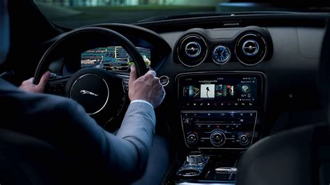 2019 Jaguar XJ Dashboard Technology Features - Jaguar Darien Certified ...