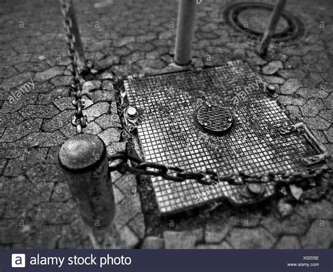 Sewer Lid Stock Photos & Sewer Lid Stock Images - Alamy