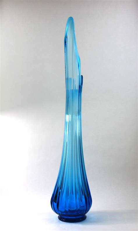 LE Smith Glass Vase Simplicity Swung Peacock Blue Ribbed and - Etsy