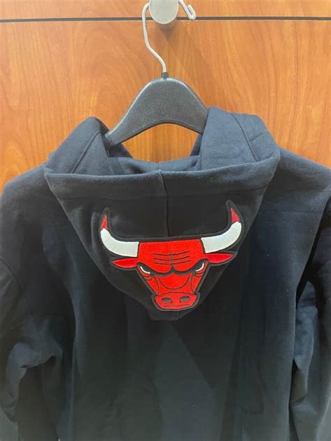 PRO STANDARD CHICAGO BULLS HOODIE Black At The Mister Shop Since 1948