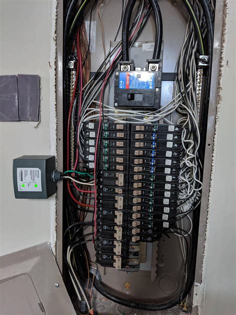 circuit breaker - Is this a correct installation of a whole house Surge Protector? - Home ...