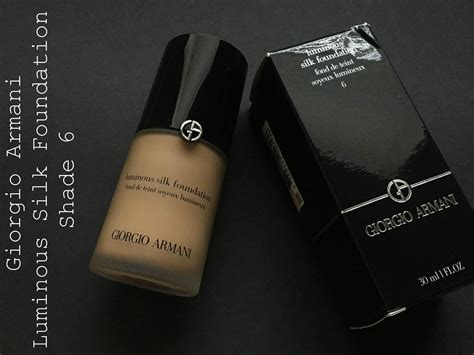 Descubrir 58+ imagen giorgio armani foundation luminous silk swatches - Viaterra.mx