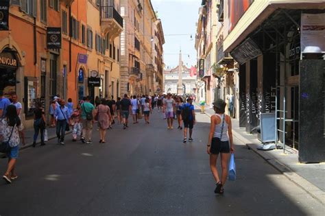 Via del Corso - Rome shopping street | X days in Y