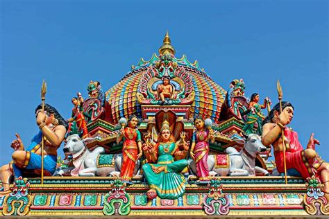 Sri Mariamman Temple in Singapore - Why you need to visit it