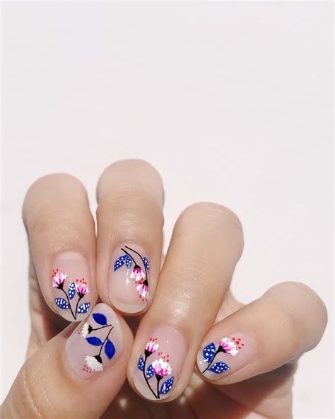 How To Do Easy Flower Nail Art | Best Flower Site