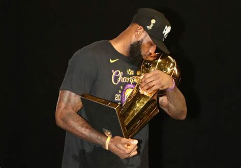 LeBron James named AP Male Athlete of Year award | NBA.com