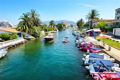 EMPURIABRAVA, Spain, is considered to be the world’s biggest residential marina. It was founded ...