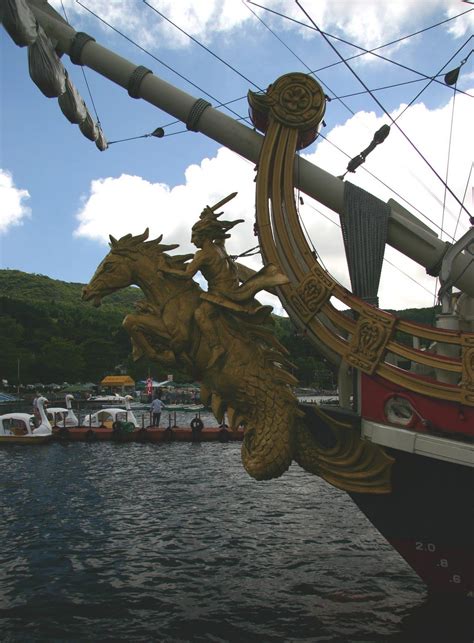 Seahorse | Ship figurehead, Sailing ships, Old sailing ships