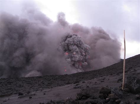 sleeping with my eyes open: Vanuatu: erupting volcanoes are scary, Mt. Yasur puts on a show