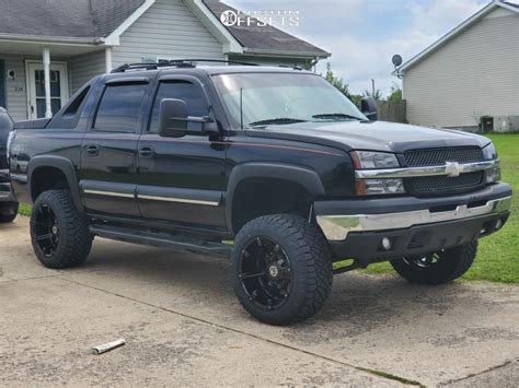 2003 Chevrolet Avalanche 1500 Anthem Off-Road Defender Rough Country ...