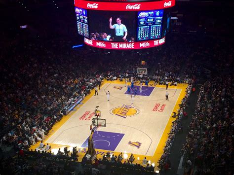 Los Angeles Lakers Stadion / Portland Trail Blazers vs. Los Angeles Lakers In-Arena ... - Rinda Gita