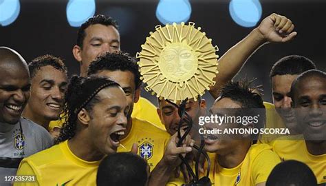 55 Ronaldinho Neymar Photos & High Res Pictures - Getty Images