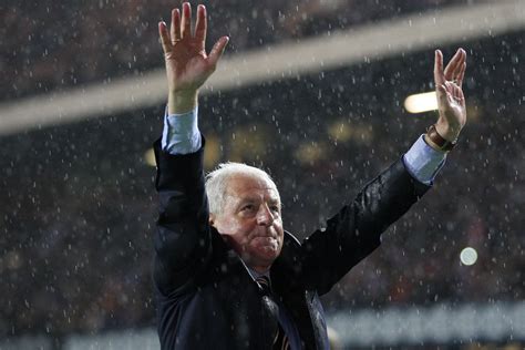 Former Rangers, Everton and Scotland boss Walter Smith dies aged 73 | Radio NewsHub