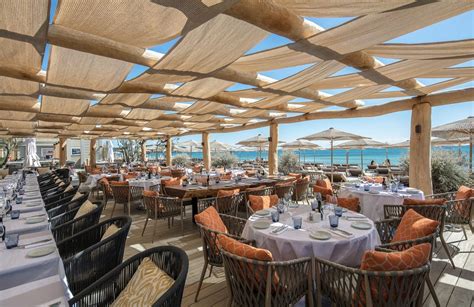 Byblos Beach, St Tropez | YachtCharterFleet