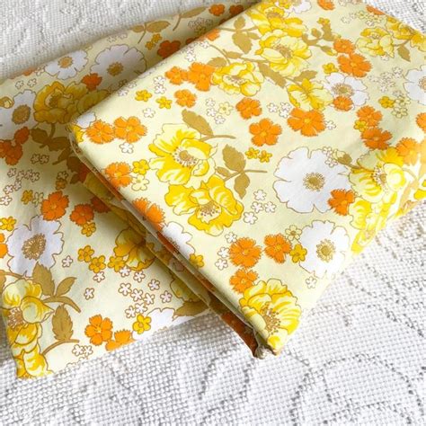 Lovely pair of vintage floral bed sheets | Vintage floral, Floral, Vintage