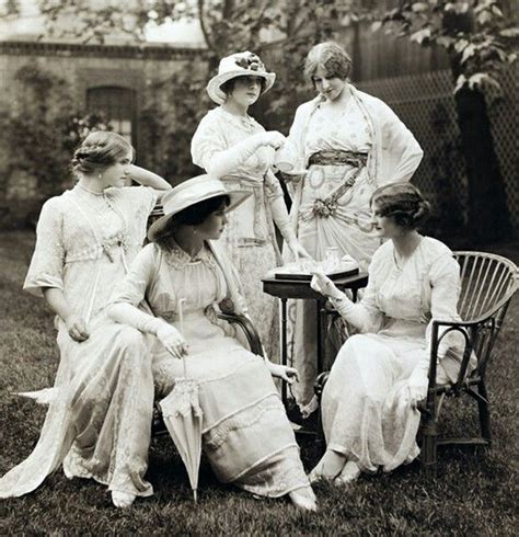 Victorian Tea party | Victorian tea party, Tea party outfits, Edwardian era