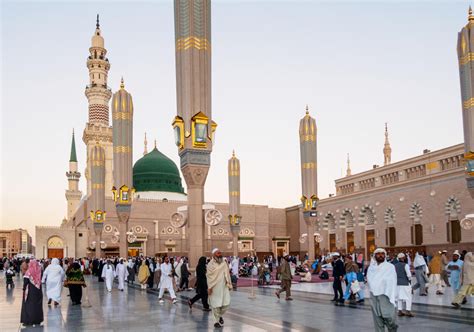 Saudi Arabia’s Madinah hit by multiple tremors | Arab News PK