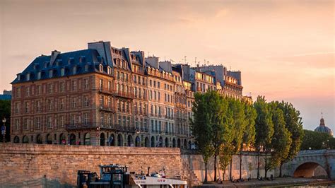 Ile de la Cite Art & Museums | GetYourGuide