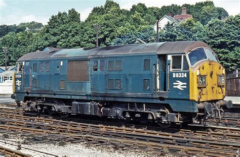 Voie de Débord: Locomotives : Class 22 "baby Warship".