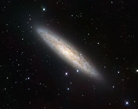 NGC 253 | Galaxy ngc, Galaxies, Spiral galaxy