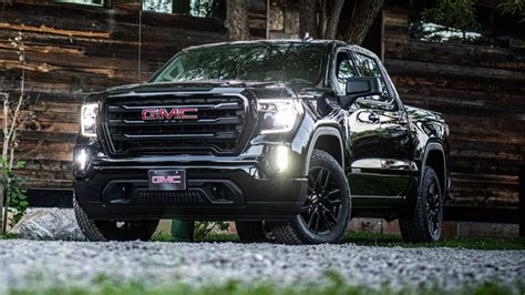 2023 GMC Sierra 1500 Elevation: Is This the Right Truck for You?