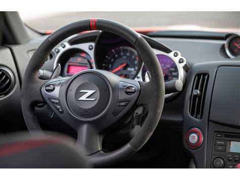 2020 Nissan 370Z: 73 Interior Photos | U.S. News