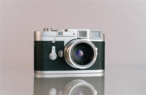 Classic Leica Film Camera Turns Digital | Hackaday