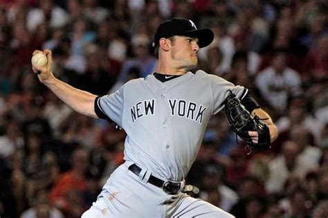 Phillies sign relief pitcher David Robertson, who was his own agent