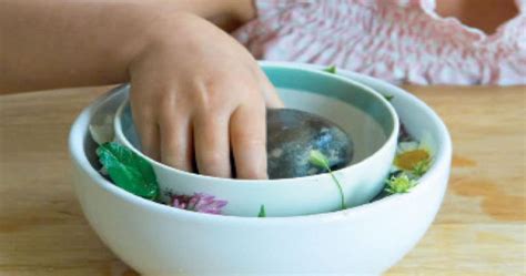 Create Your Own: Flower Ice Bowl | Crafts | Activities With Kids | Tots to Teens