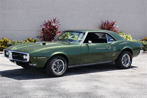 1968 Pontiac Firebird | Ideal Classic Cars LLC