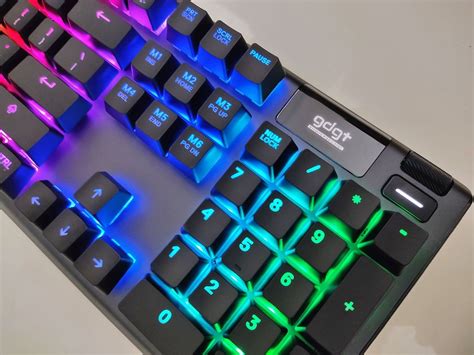 SteelSeries APEX 5 Hybrid Mechanical Keyboard Review - Gadgets Middle East