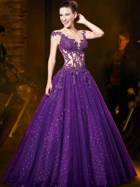 Vestido de 15 años color violeta Purple Long Dress, Purple Wedding Dress, Purple Gowns, Mauve ...