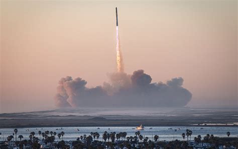 SpaceX Starship Launch ignites awe and excitement despite explosive end