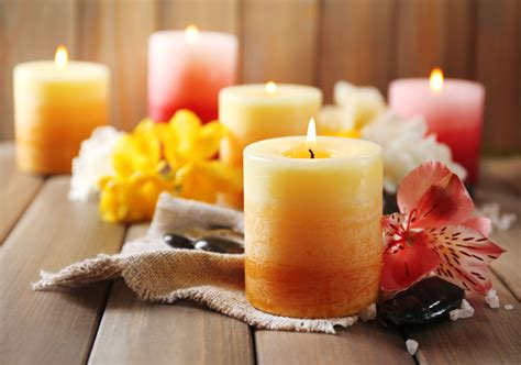 Handmade candles for a relaxing atmosphere | Shopping in Romania