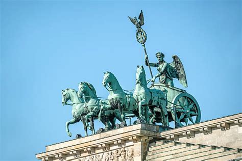 3,600+ Brandenburg Gate Quadriga Stock Photos, Pictures & Royalty-Free Images - iStock