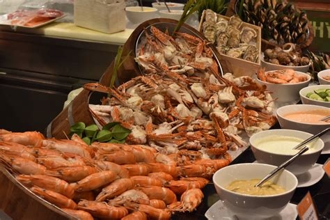 Best Seafood Buffet in Bangkok - Novotel Bangkok on Siam Square